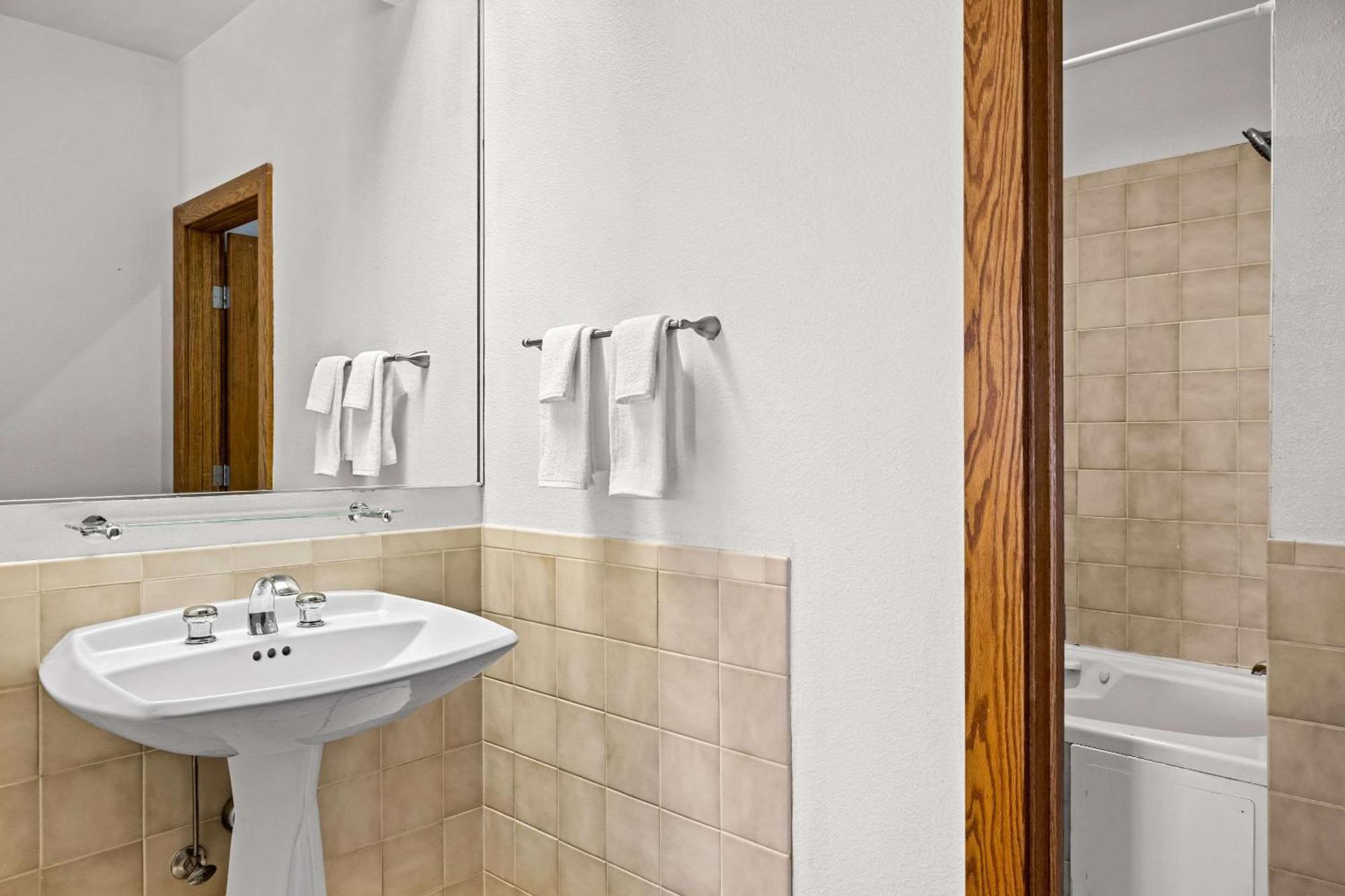 Rodeway Inn Billings Logan Intl Airport Near St Vincent Hospital Екстер'єр фото